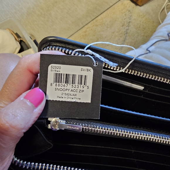 Rare Coach Snoopy X 1st Edition Wallet - Picture 9 of 12